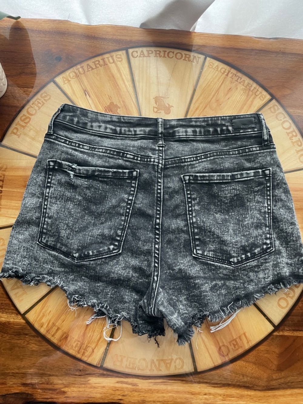 RSQ Black Acid-Wash Distressed Cutoff Jean Shorts - Picture 2 of 8